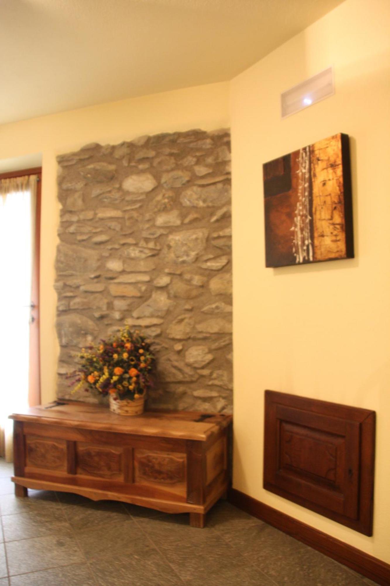 Lo Teisson Bed & Breakfast Pollein Exterior foto