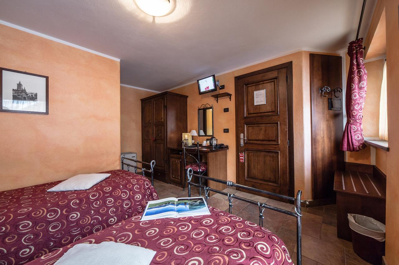Lo Teisson Bed & Breakfast Pollein Exterior foto